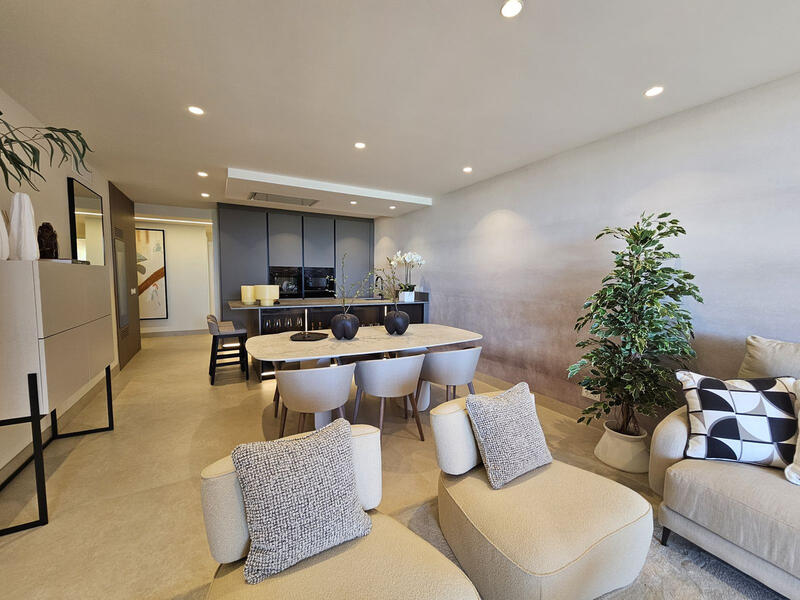 3 bedroom Apartment for sale