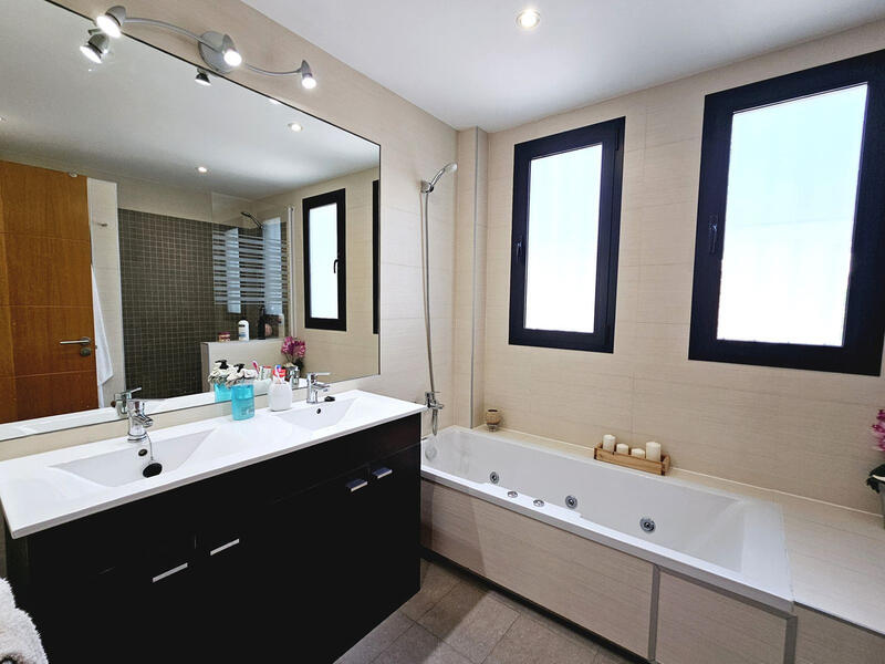 3 slaapkamer Appartement Te koop