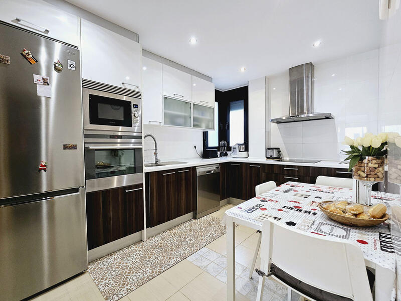 3 slaapkamer Appartement Te koop