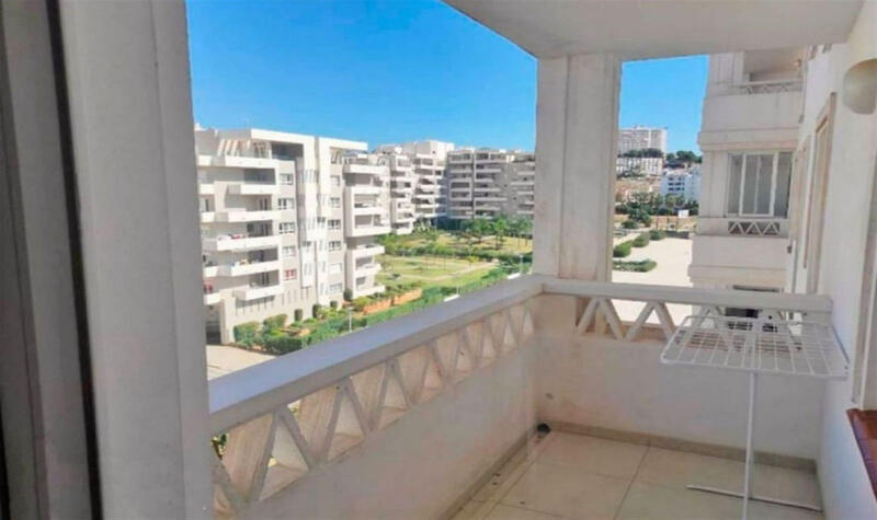 Apartamento en venta en La Campana, Sevilla