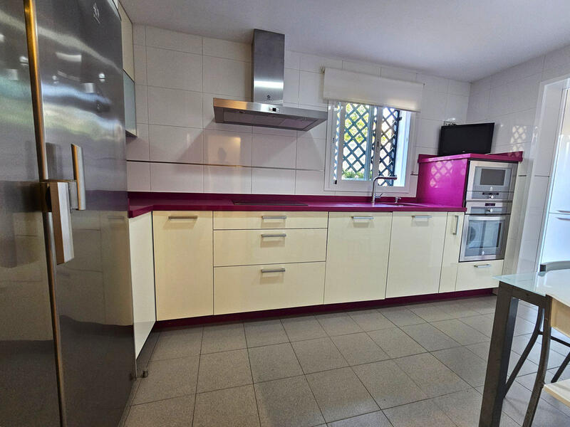2 slaapkamer Appartement Te koop