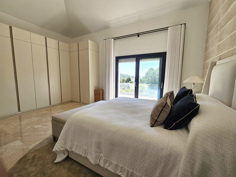 4 Schlafzimmer Villa zu verkaufen