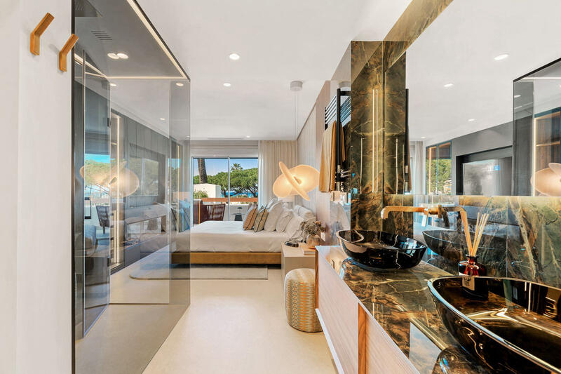 6 bedroom Apartment for sale