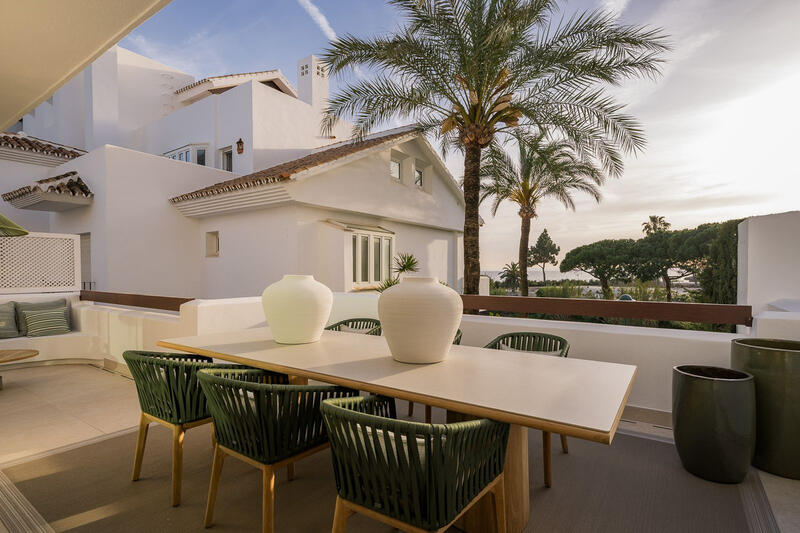 6 bedroom Apartment for sale