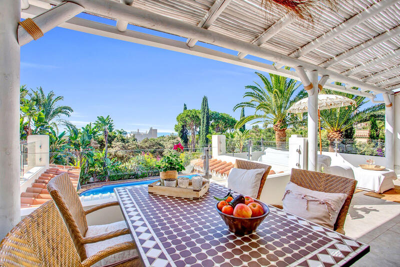 6 bedroom Villa for Long Term Rent