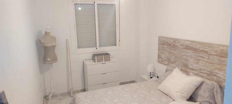 3 bedroom Apartment for Long Term Rent