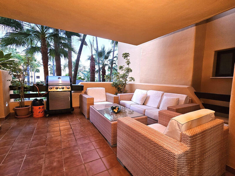 3 bedroom Apartment for Long Term Rent