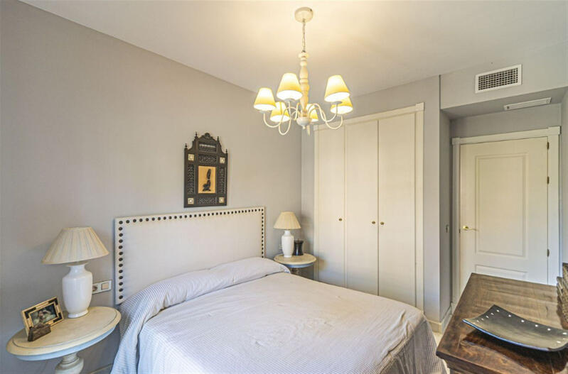 4 спальная комната квартира продается 4 спальная комната квартира продается