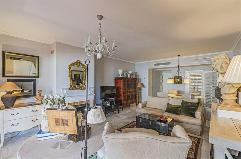 4 спальная комната квартира продается 4 спальная комната квартира продается