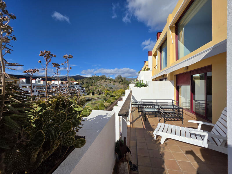 2 спальная комната квартира продается