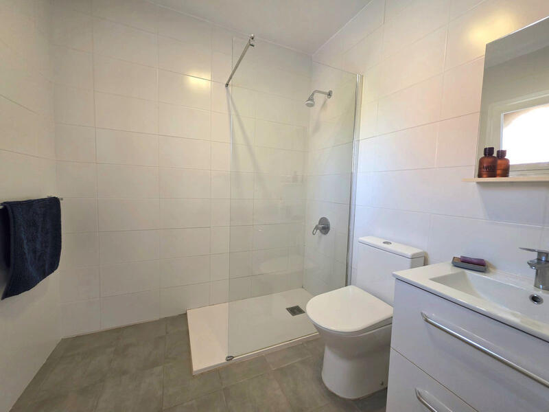 3 slaapkamer Tweezijdig Te koop