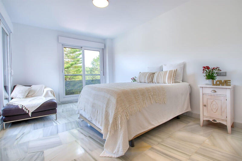 3 Schlafzimmer Villa zu verkaufen 3 Schlafzimmer Villa zu verkaufen