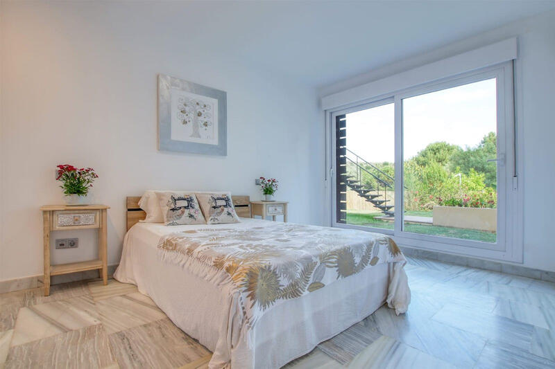 3 Schlafzimmer Villa zu verkaufen 3 Schlafzimmer Villa zu verkaufen