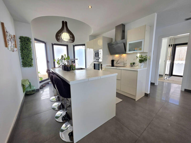 4 slaapkamer Villa Te koop