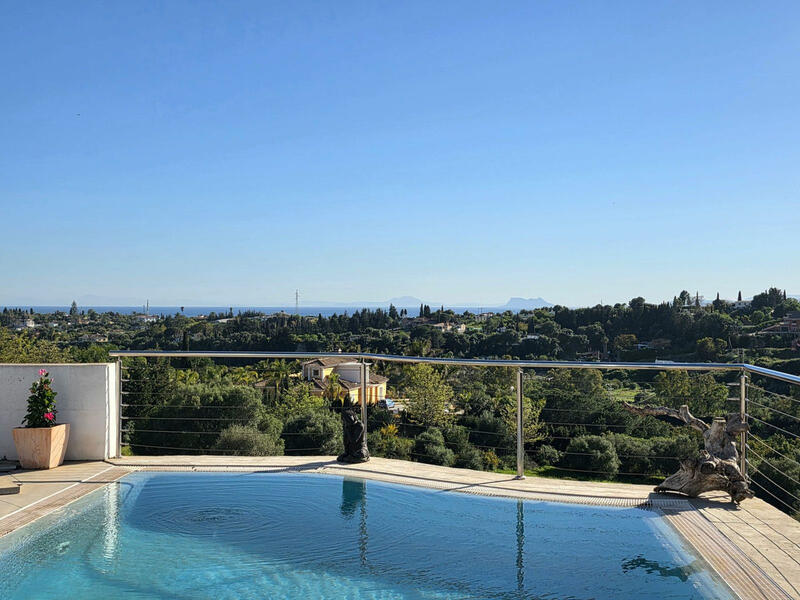 4 slaapkamer Villa Te koop