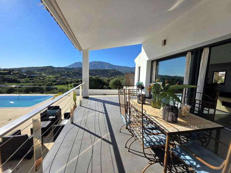 4 slaapkamer Villa Te koop