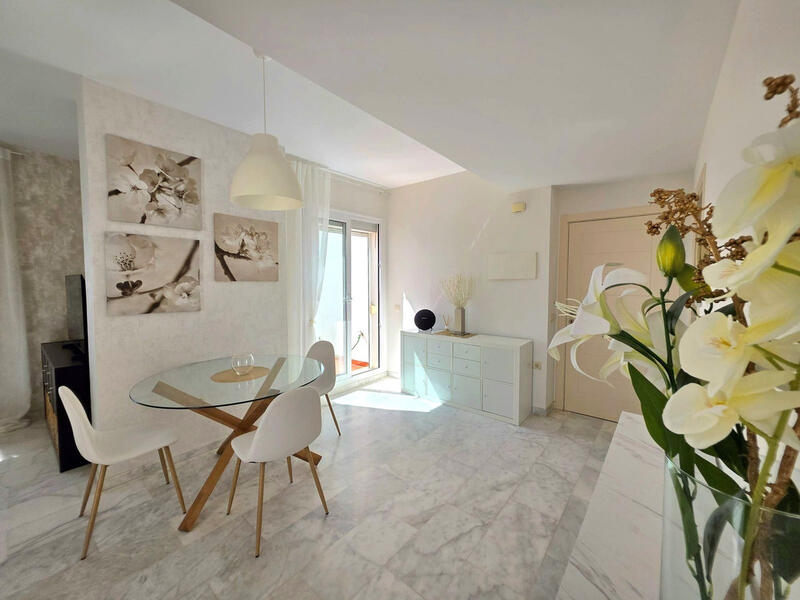 2 slaapkamer Appartement Te koop