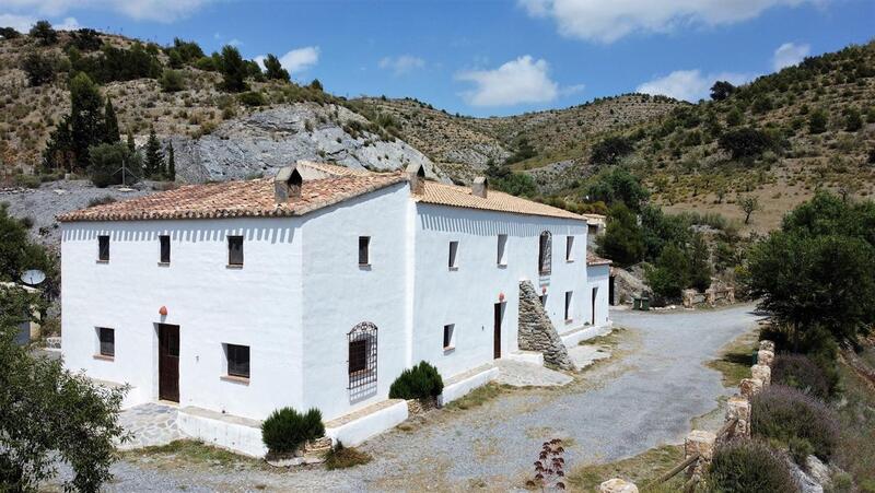 8 chambre Villa à vendre