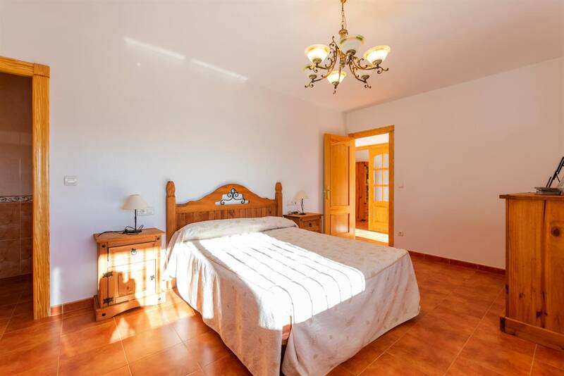 4 Schlafzimmer Villa zu verkaufen