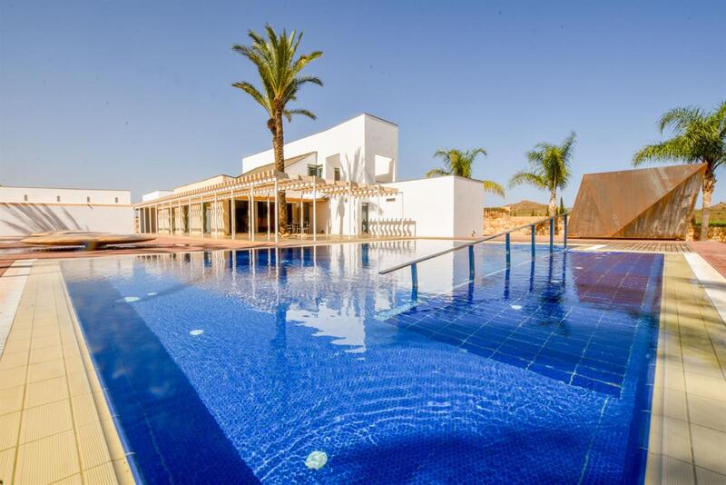 Villa til salgs i Almendricos, Murcia