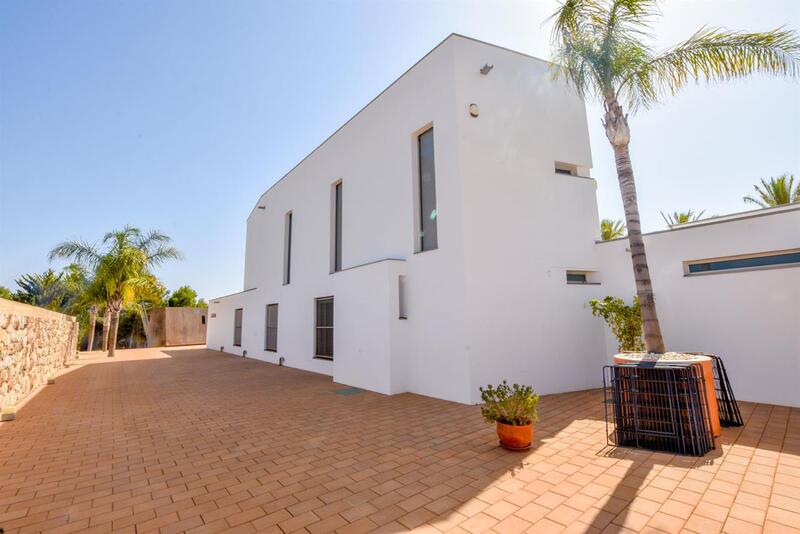 3 bedroom Villa for sale