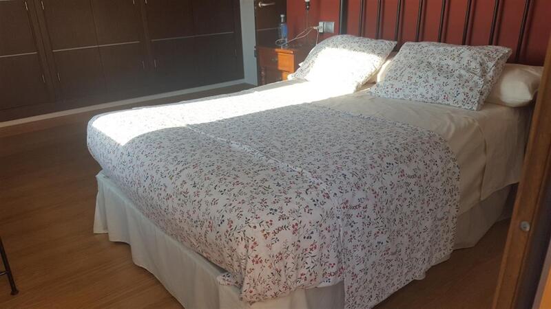 2 Schlafzimmer Stadthaus zu verkaufen