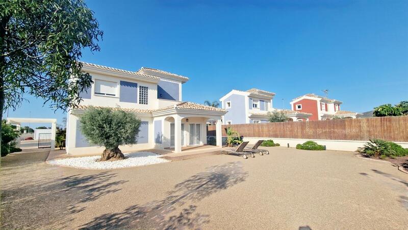 3 bedroom Villa for sale