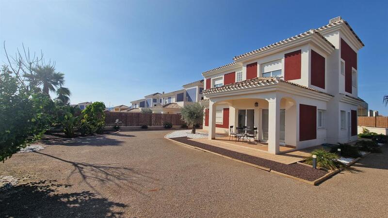 4 chambre Villa à vendre