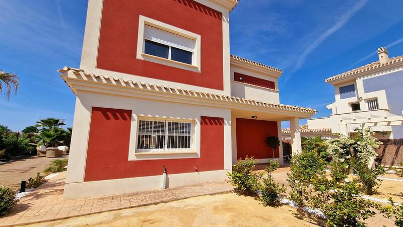 4 chambre Villa à vendre