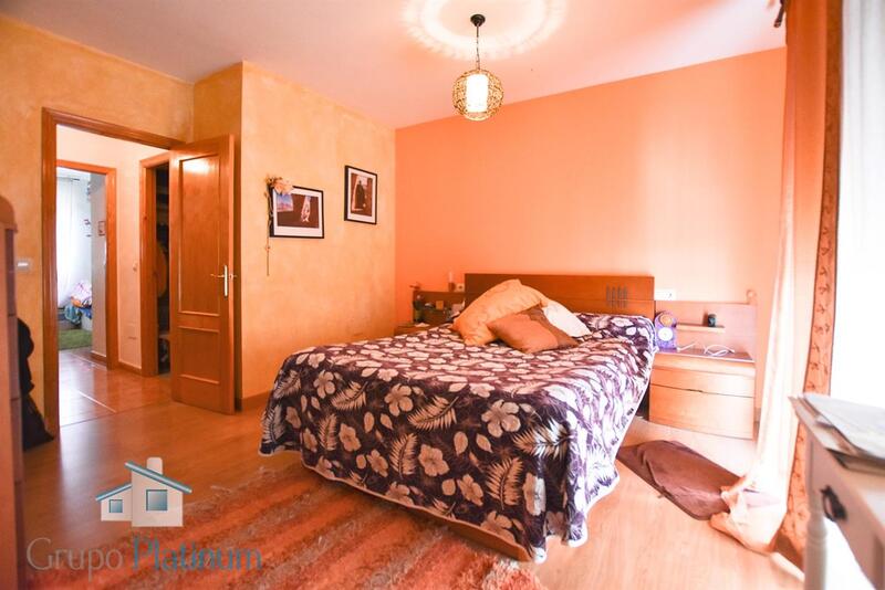 3 Cuarto Adosado en venta