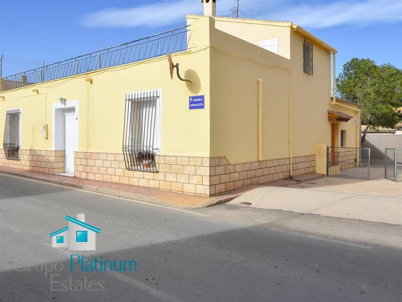 Townhouse for sale in Guazamara, Almería