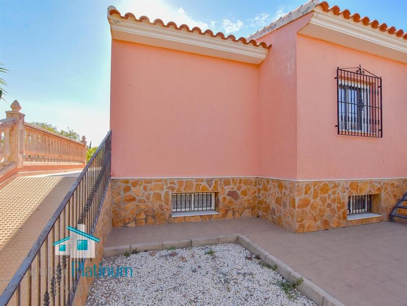 3 Cuarto Villa en venta