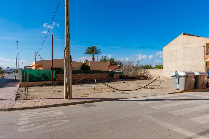 Jord til salg i Pulpi, Almería