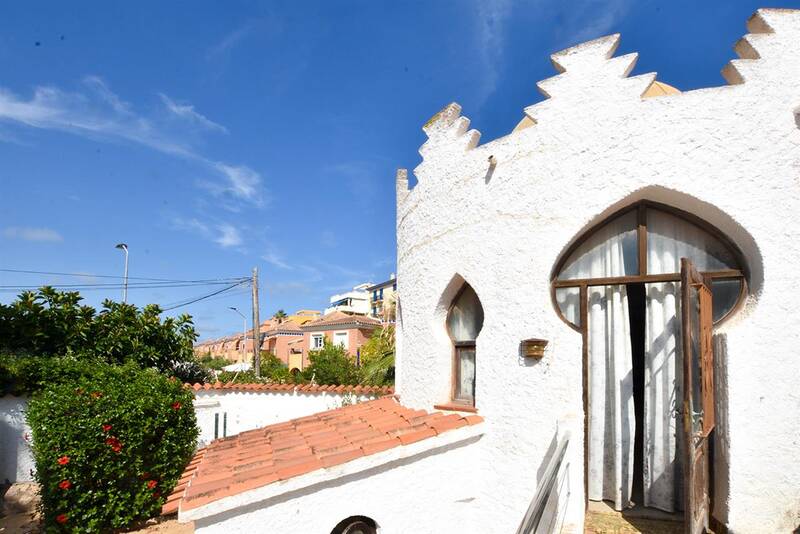 4 Cuarto Villa en venta