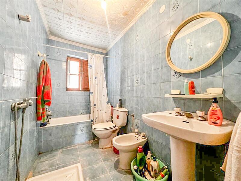 7 Schlafzimmer Stadthaus zu verkaufen