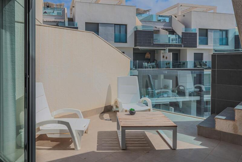 Leilighet til salgs i Almarjal, Alicante