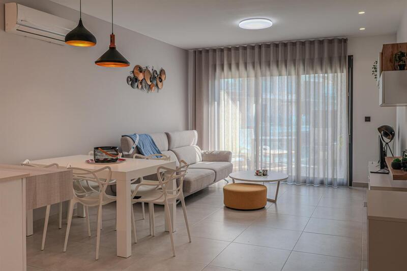 3 bedroom Apartment for sale