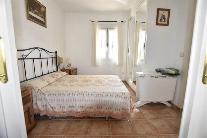 2 bedroom Townhouse for sale