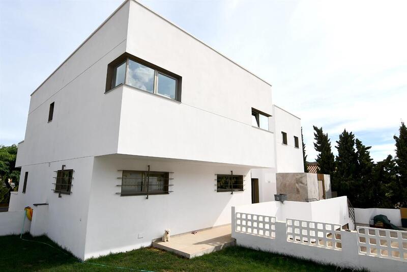 6 soverom Villa til salgs