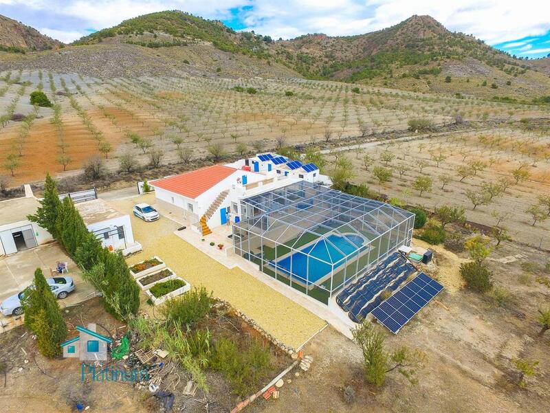 Villa for sale in Oria, Almería