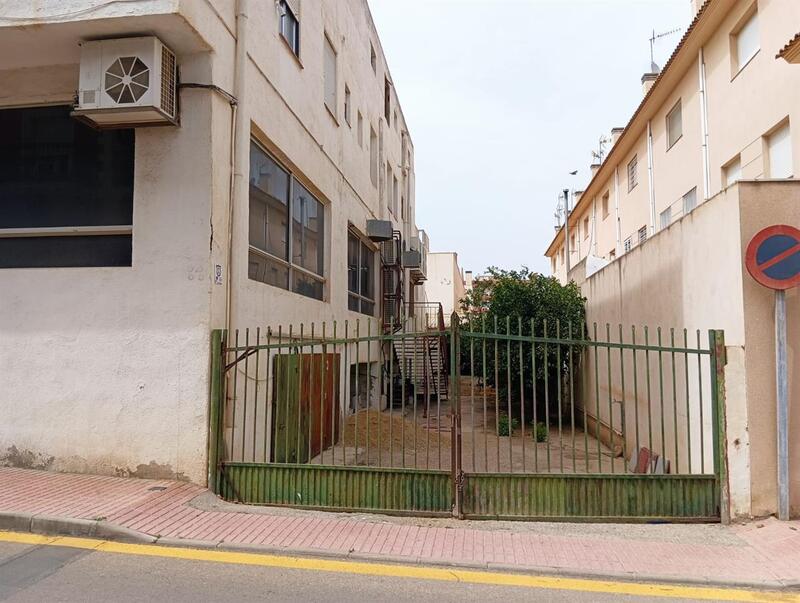 36 bedroom Villa for sale