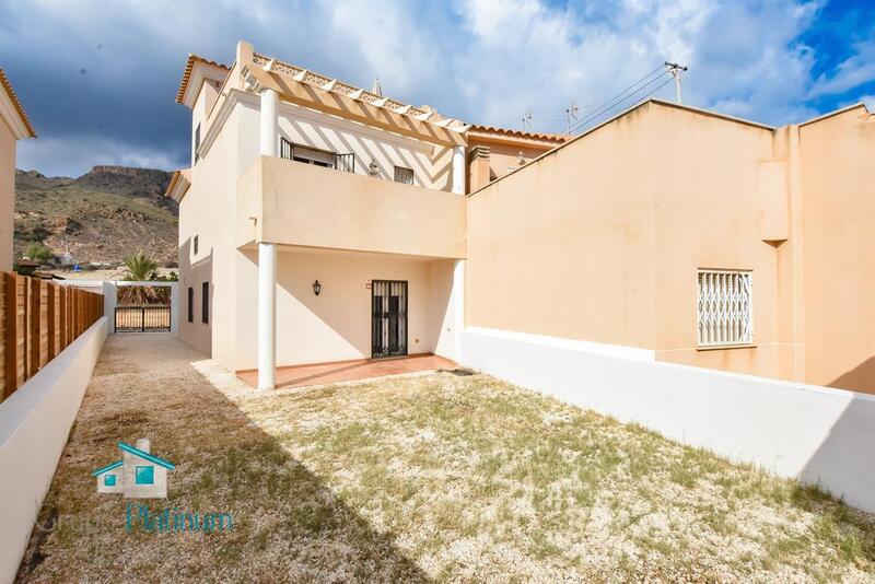 3 Cuarto Villa en venta