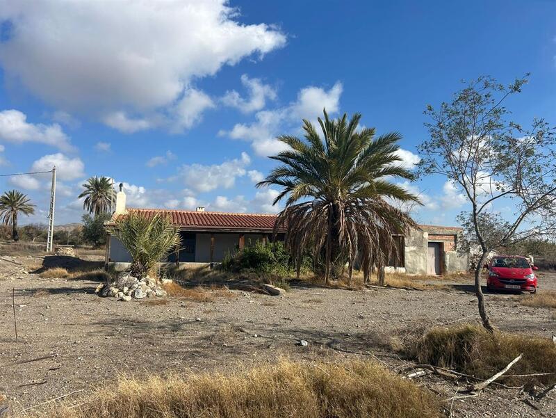 Villa til salgs i Huercal-Overa, Almería