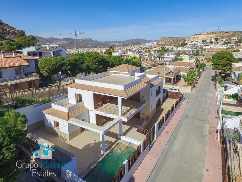 5 slaapkamer Villa Te koop
