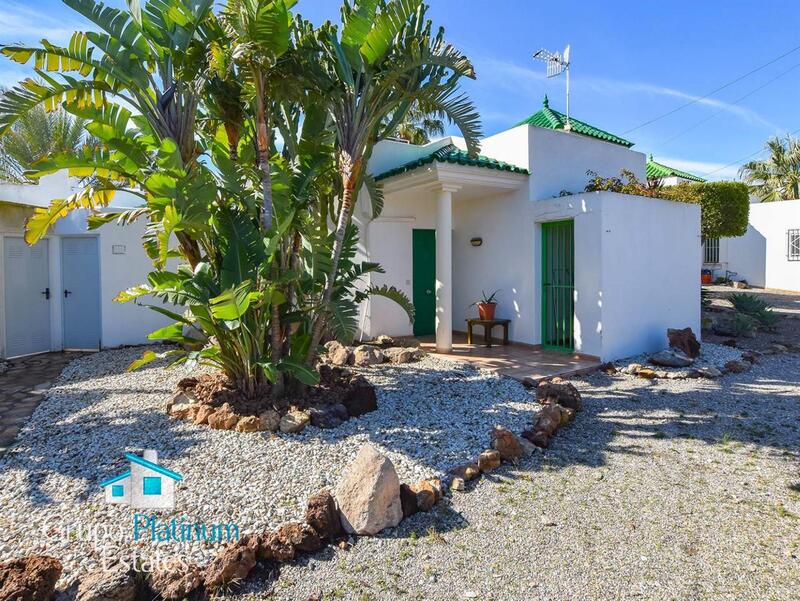 2 bedroom Townhouse for sale