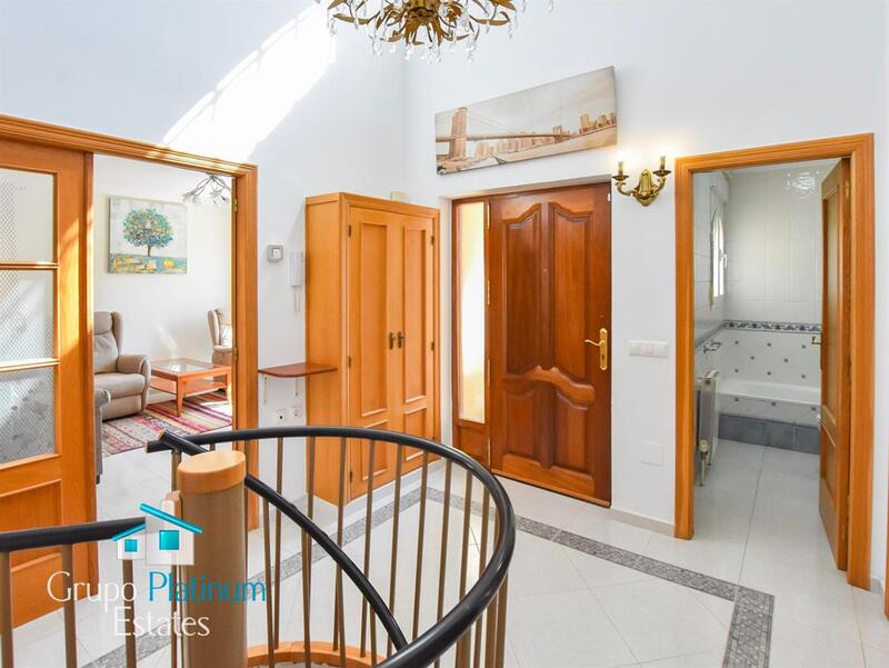 5 Cuarto Villa en venta