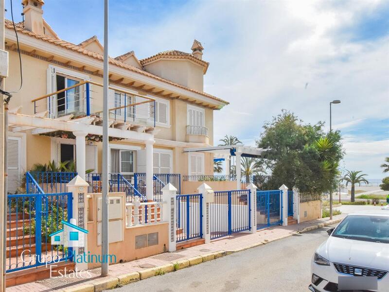 Townhouse for sale in Vera Playa, Almería