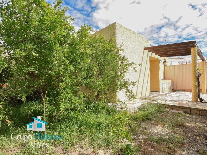 2 Cuarto Villa en venta