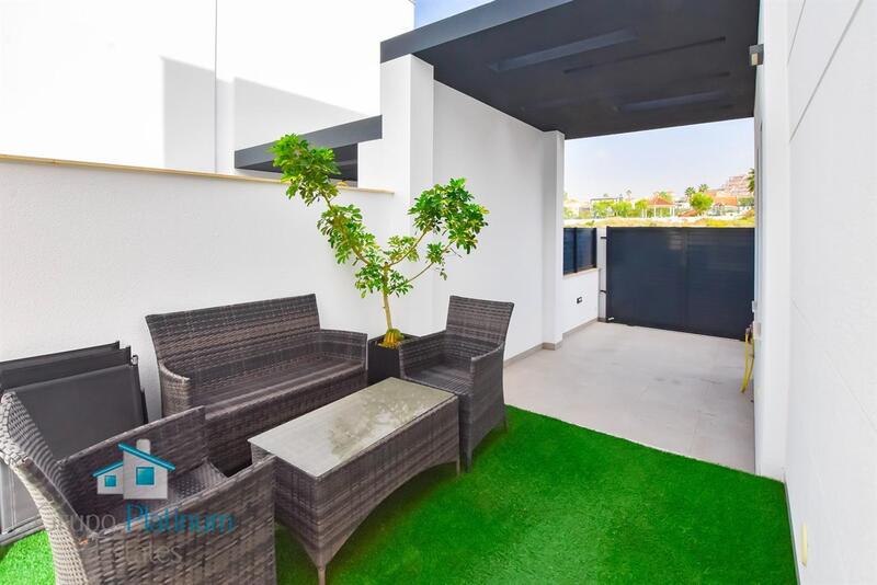 3 bedroom Townhouse for sale 3 bedroom Townhouse for sale