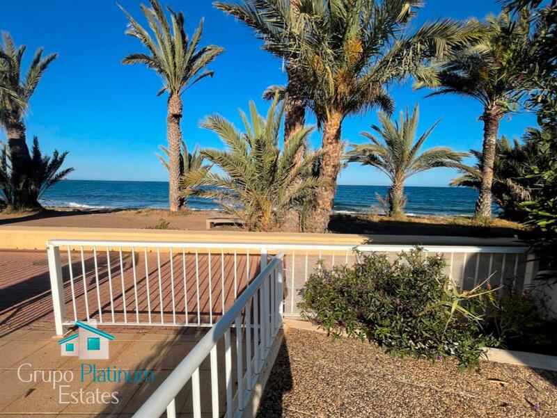 Villa for sale in Pozo del Esparto, Almería